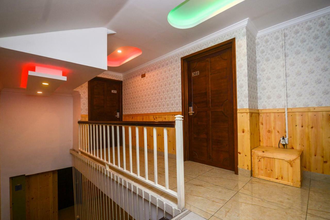 Galaxy Grand Hotel Nuwara Eliya Zewnętrze zdjęcie
